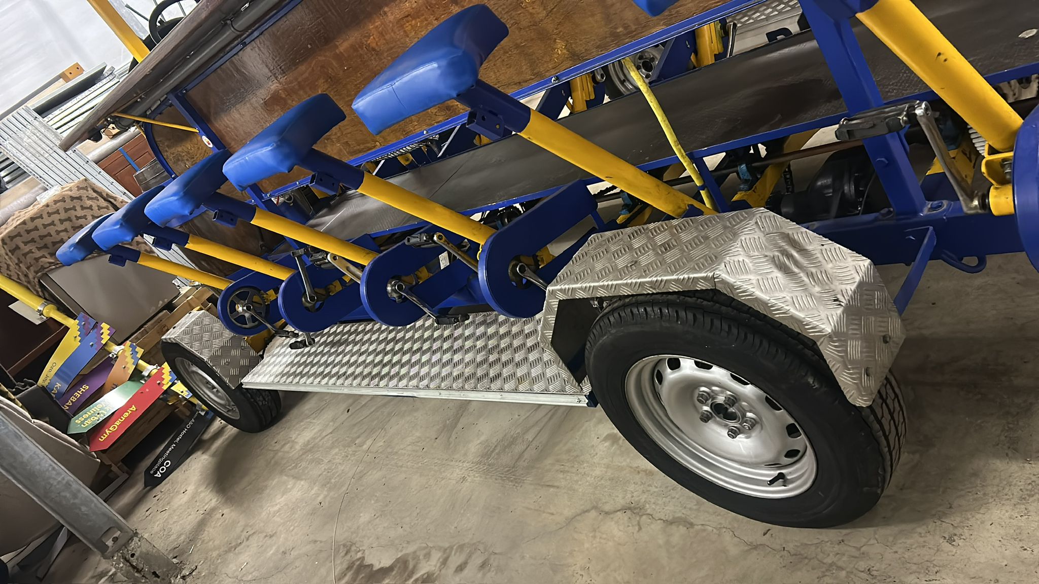 groupbike-yellowblue-12